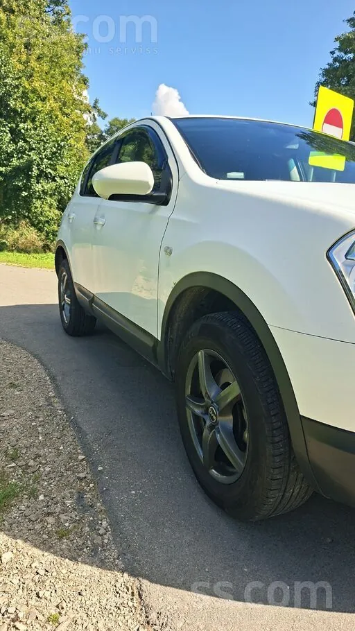 Nissan Qashqai 2009 photo 3