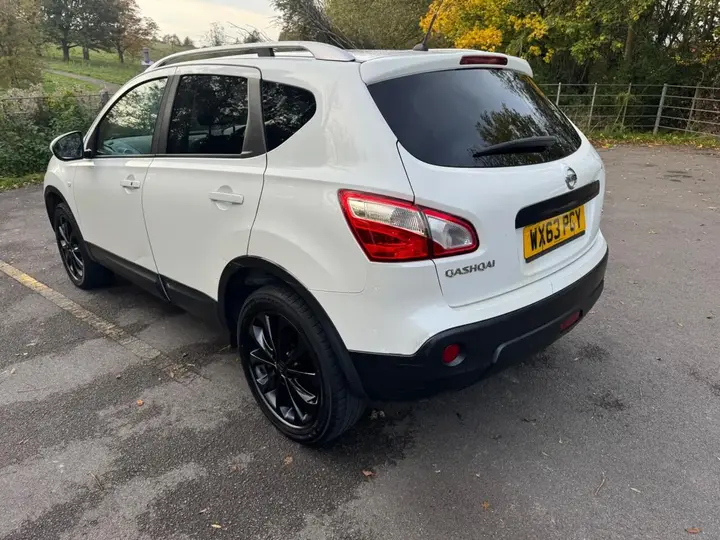 Nissan Qashqai 2013 photo 5