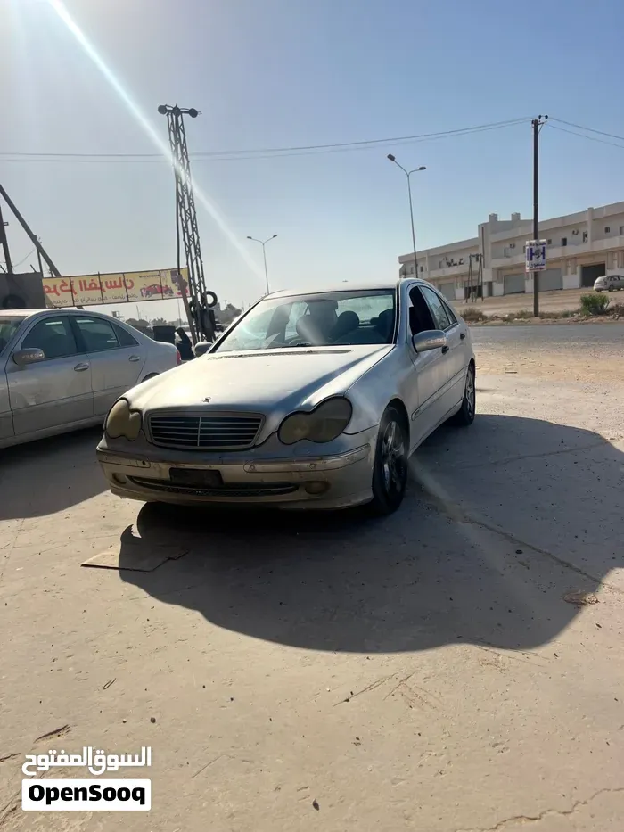 Mercedes-Benz C-Class 2004 photo 5