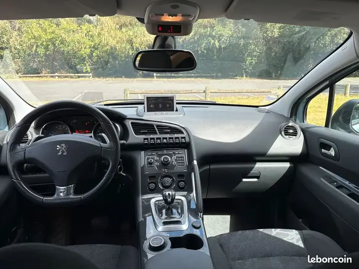 Peugeot 3008 2012 photo 3