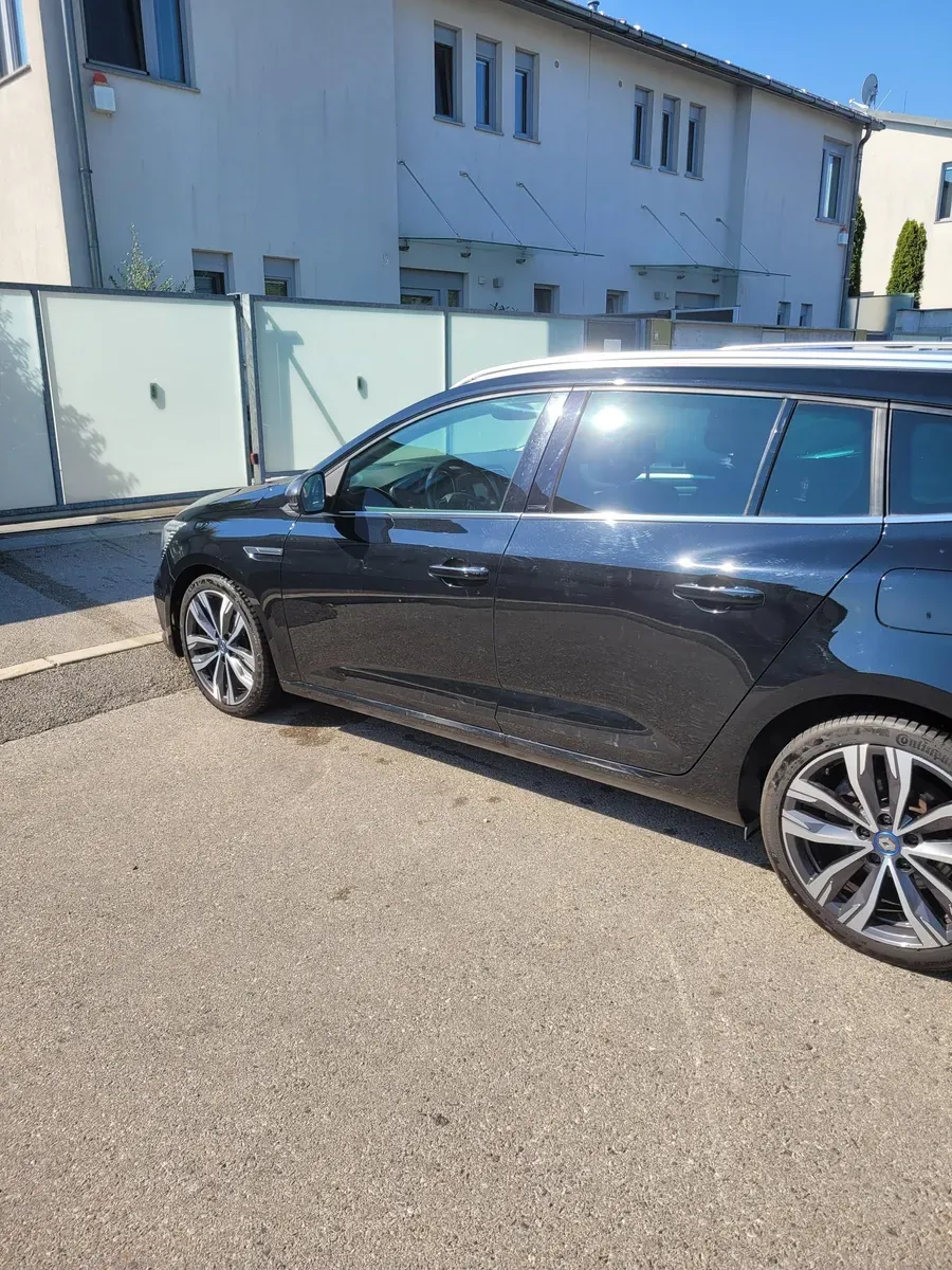 Renault Megane 2021 photo 2