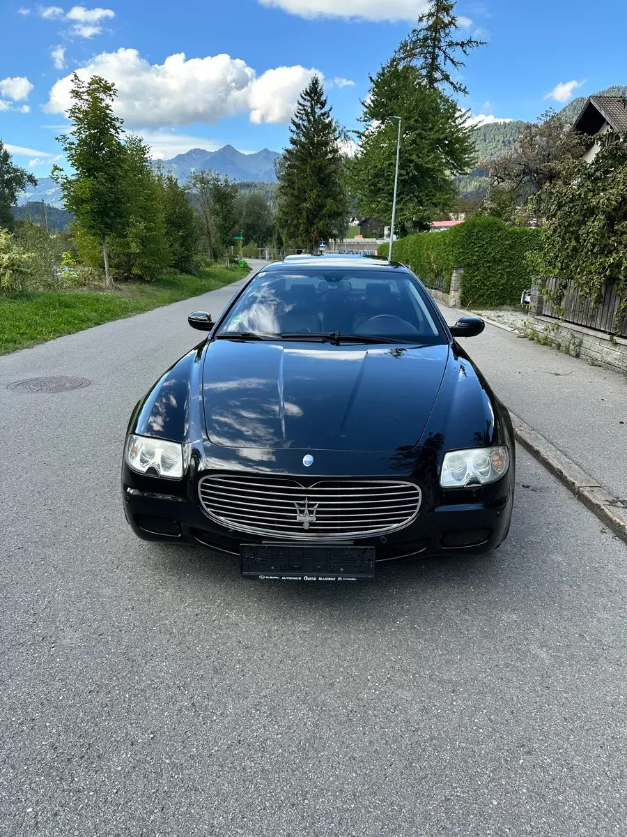 Maserati Quattroporte 2006 photo 2