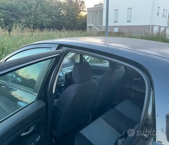 Fiat Grande Punto 2007 photo 5