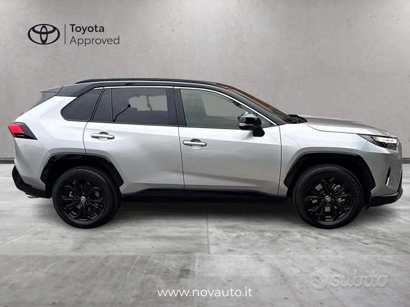 Toyota Rav4 2023 photo 3
