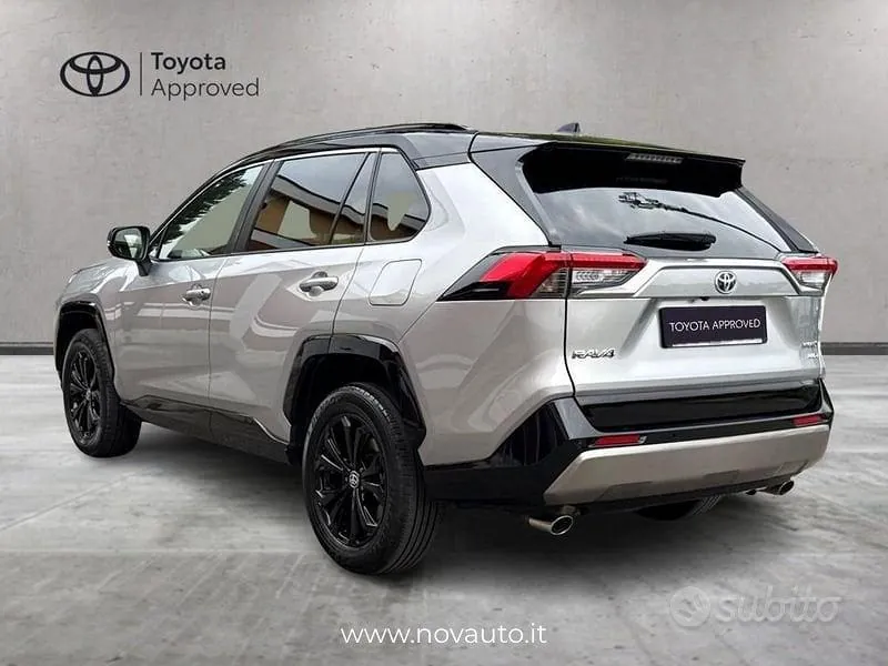 Toyota Rav4 2023 photo 4