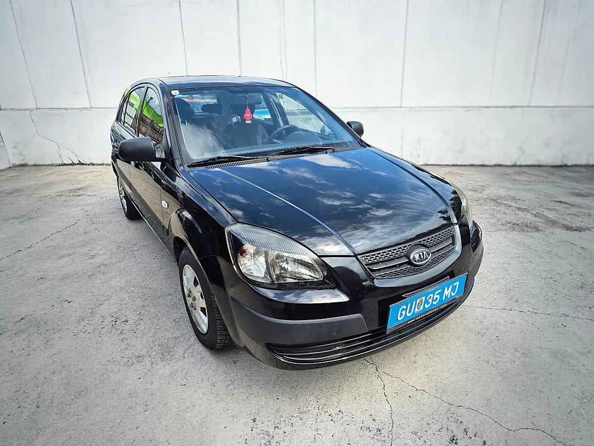 Kia Rio 2010 photo 3