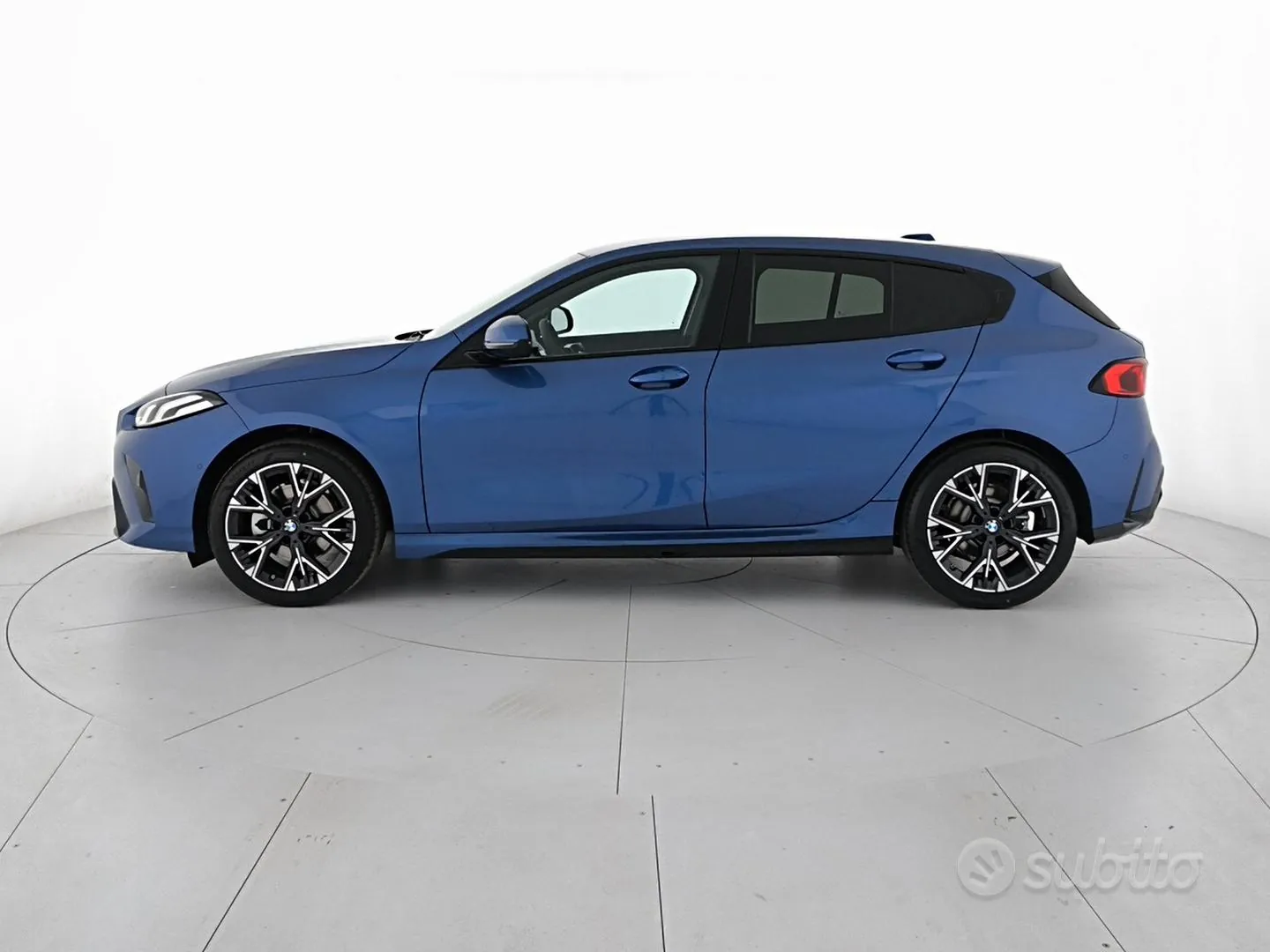 BMW 1 Series 2026 photo 3