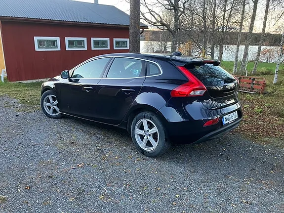 Volvo V40 2016 photo 2