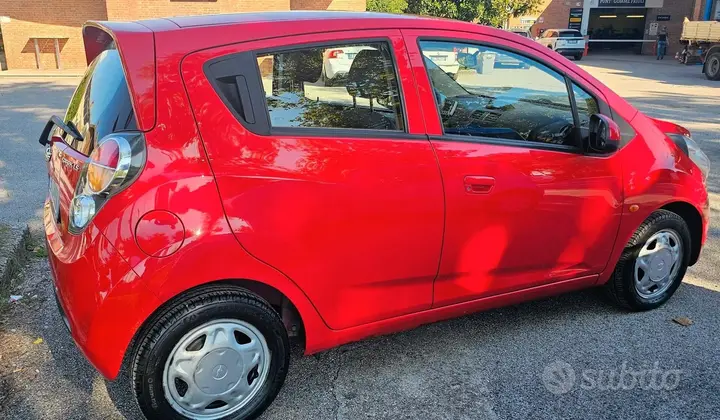 Chevrolet Spark 2012 photo 4