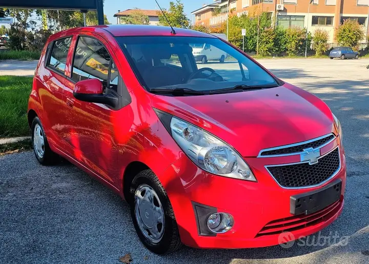Chevrolet Spark 2012 photo 2
