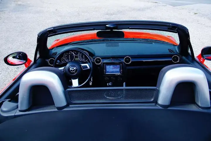 Mazda Mx-5 2006 photo 2