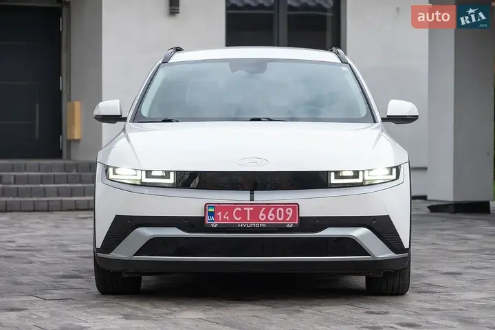 Hyundai Ioniq 5 2025 photo 2