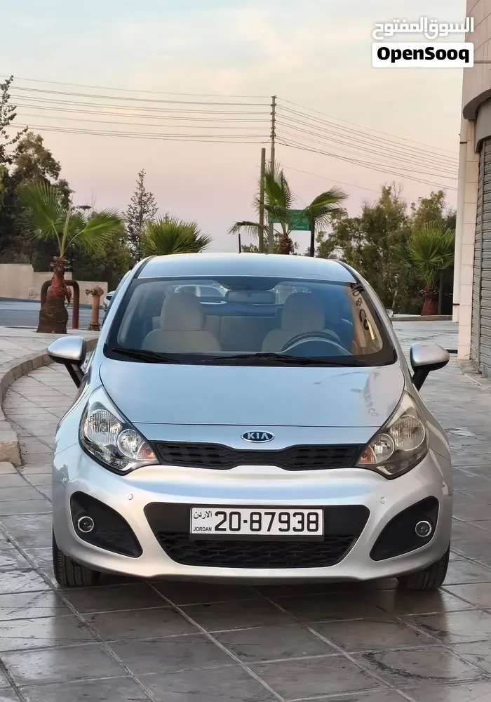 Kia Rio 2012 photo 2