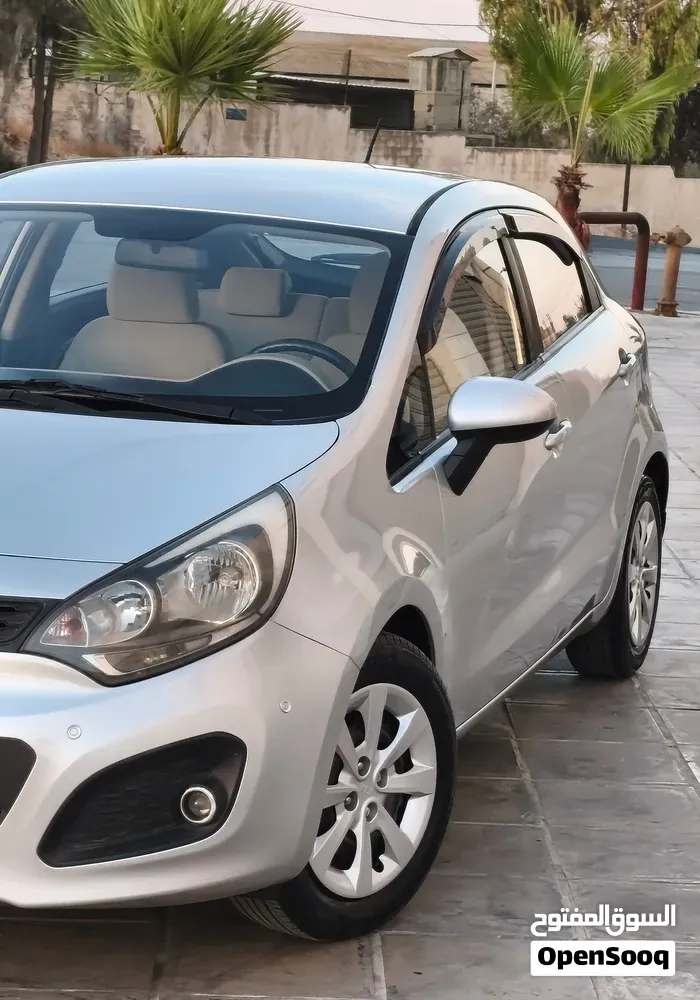 Kia Rio 2012 photo 4