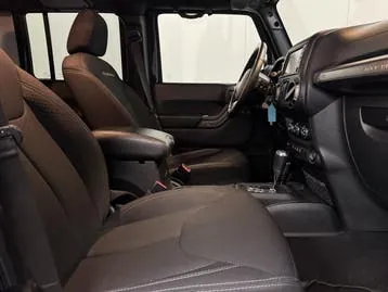 Jeep Wrangler 2020 photo 2