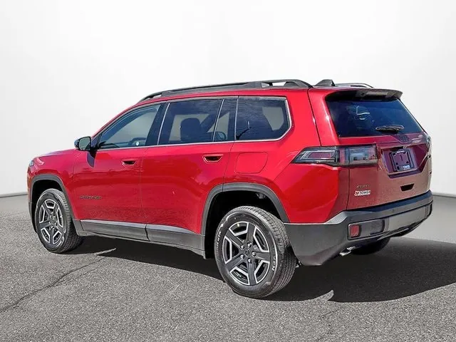 Jeep Cherokee 2026 photo 5
