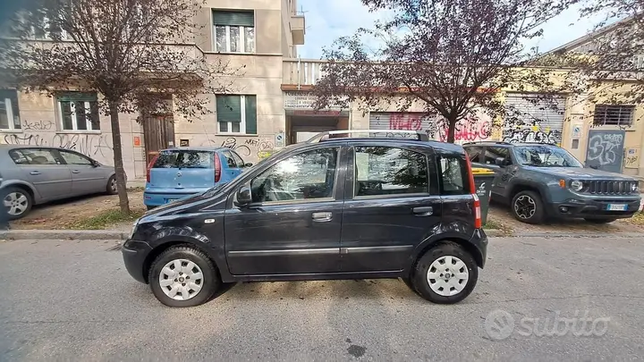 Fiat Panda 2011 photo 2