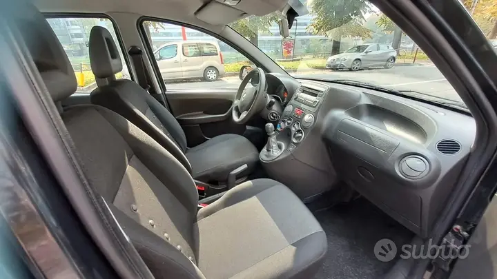 Fiat Panda 2011 photo 4