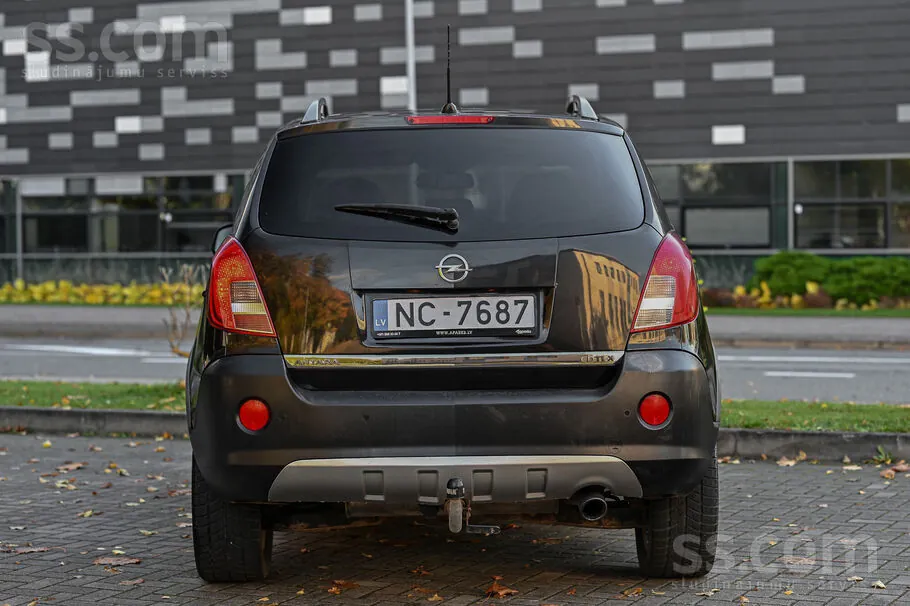 Opel Antara 2011 photo 4