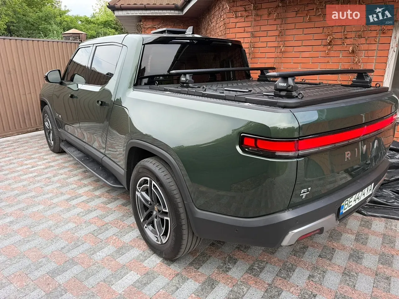 Rivian R1T 2024 photo 4