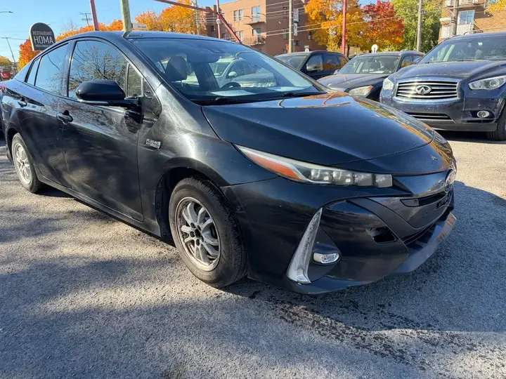 Toyota Prius Prime 2020 photo 5