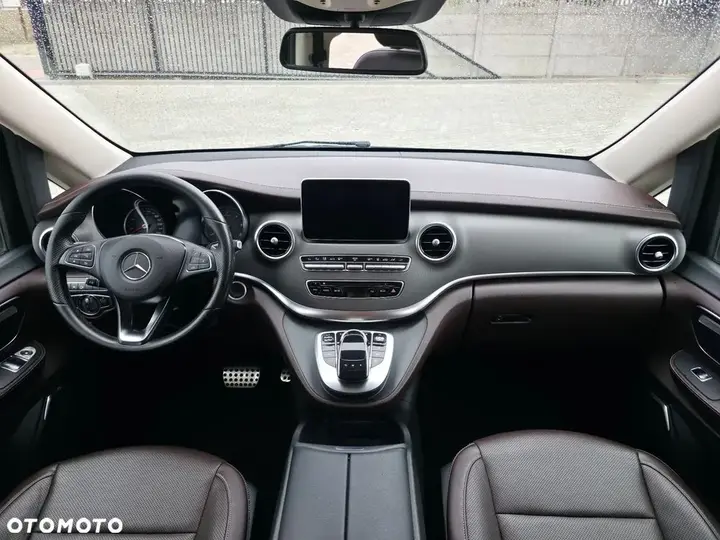 Mercedes-Benz V-Class 2017 photo 5