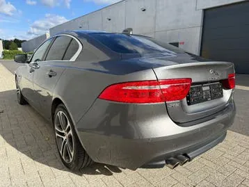 Jaguar Xe 2018 photo 3