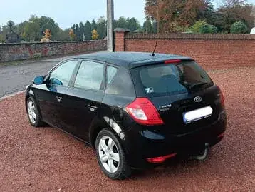 Kia Ceed 2011 photo 4