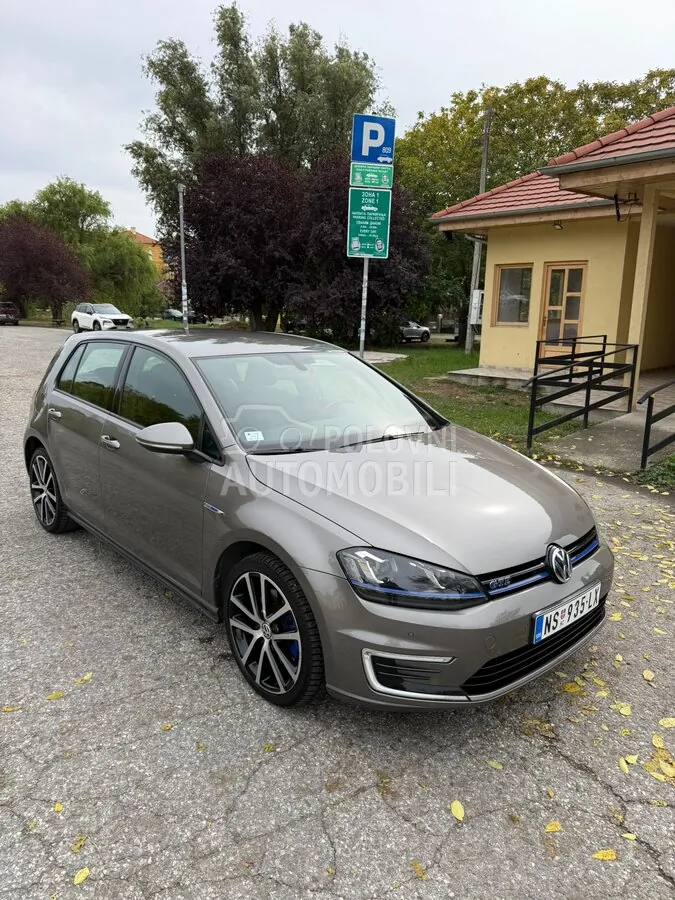 Volkswagen Golf 7 2015 photo 2