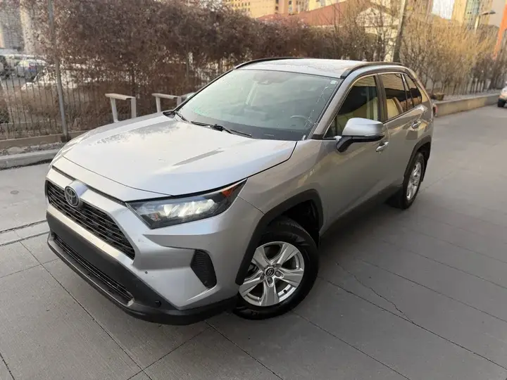 Toyota Rav4 2019 photo 2