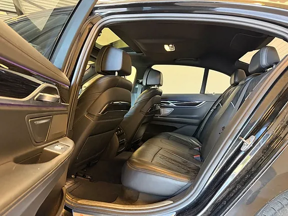 BMW 730D 2017 photo 5