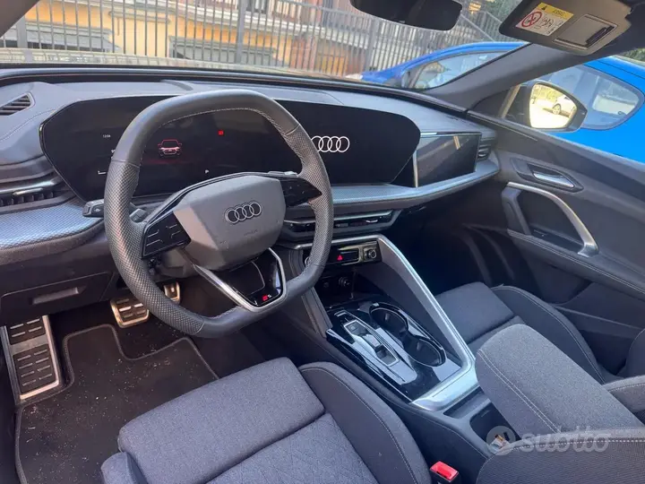 Audi Q5 2025 photo 2