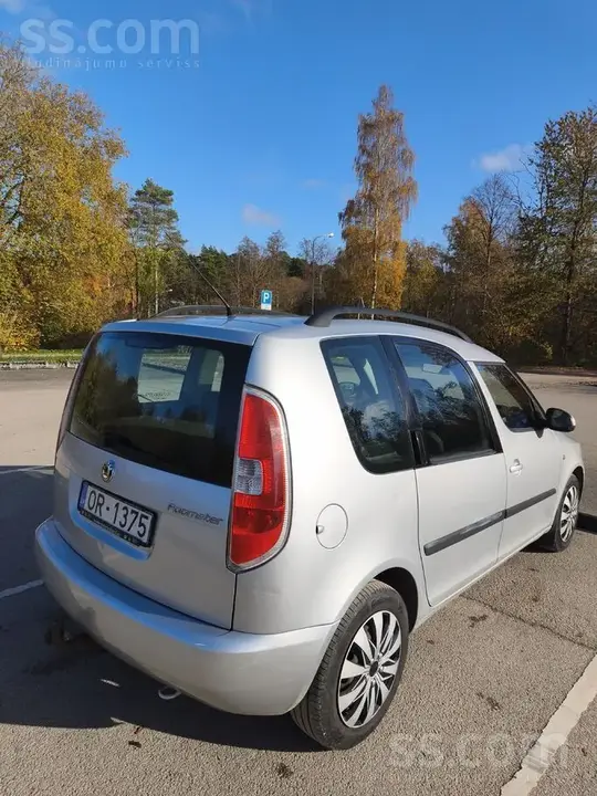 Skoda Roomster 2007 photo 4