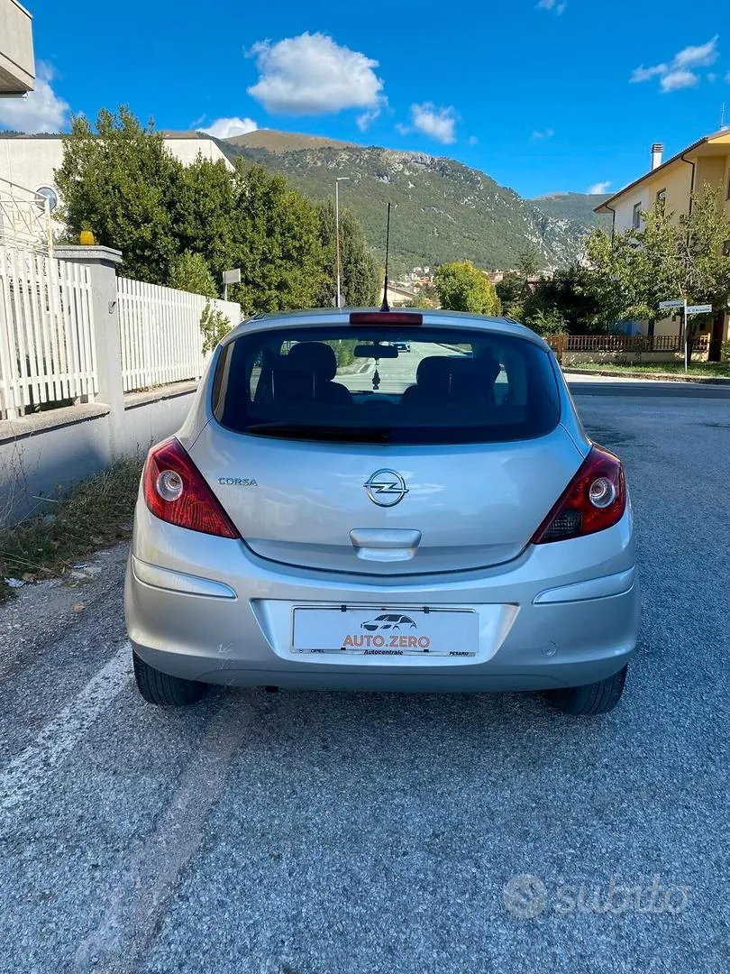 Opel Corsa 2012 photo 5