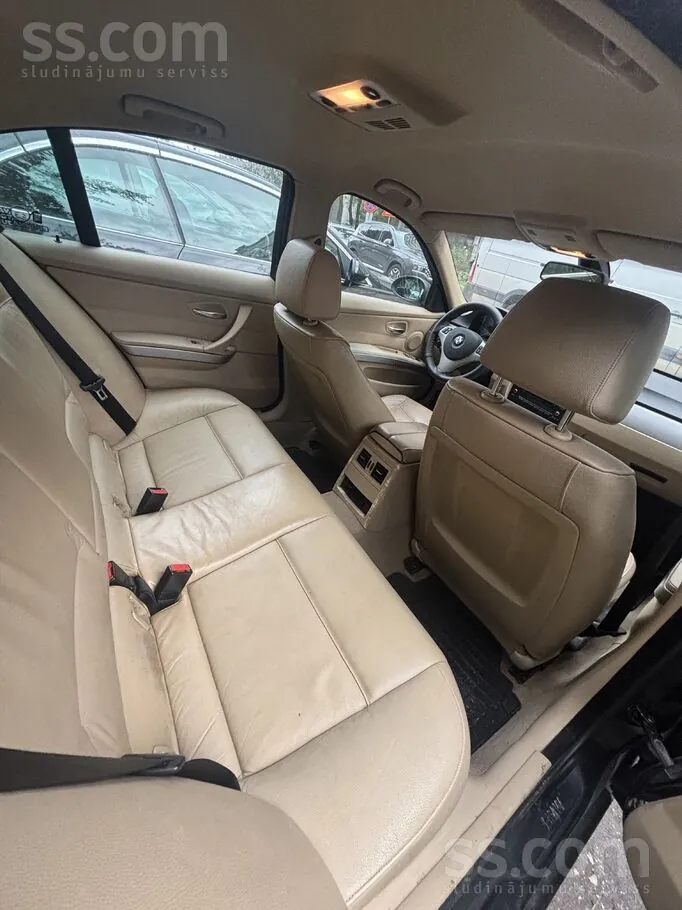 BMW 320 2006 photo 2