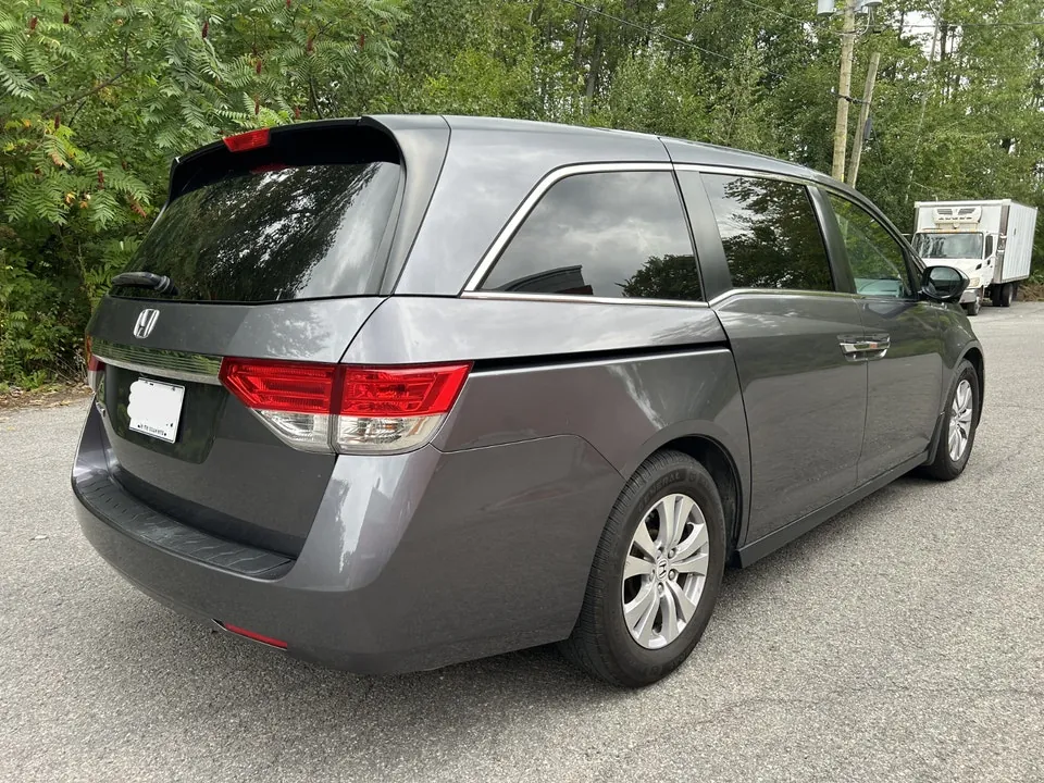 Honda Odyssey 2016 photo 4