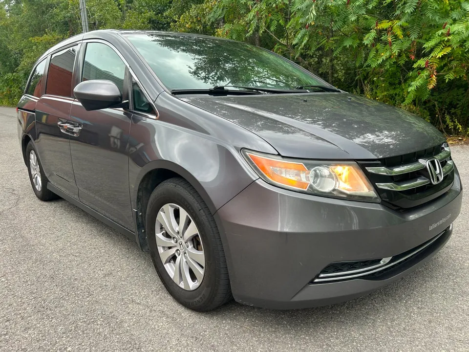 Honda Odyssey 2016 photo 3