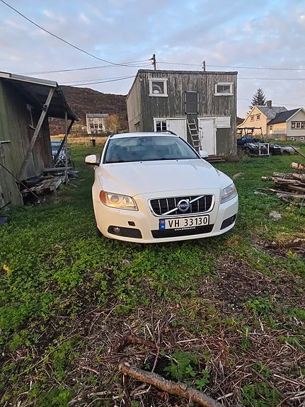 Volvo V70 2012 photo 5