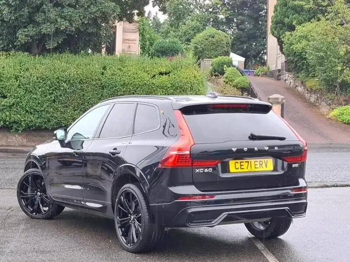 Volvo Xc60 2021 photo 2
