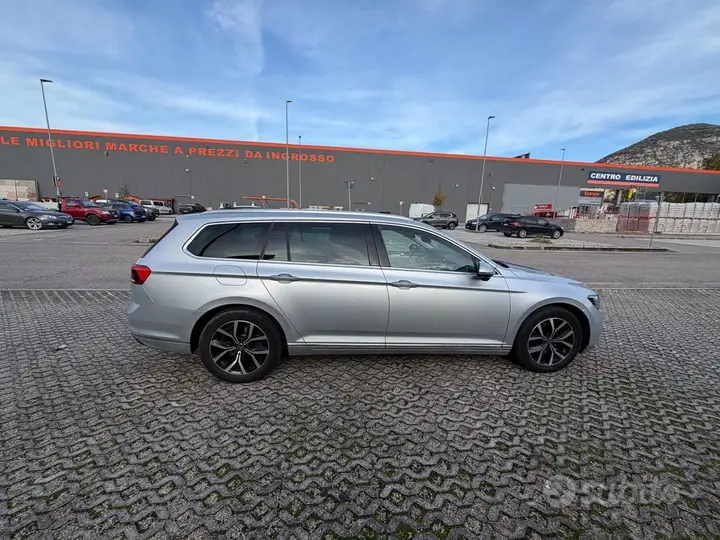 Volkswagen Passat 2021 photo 3