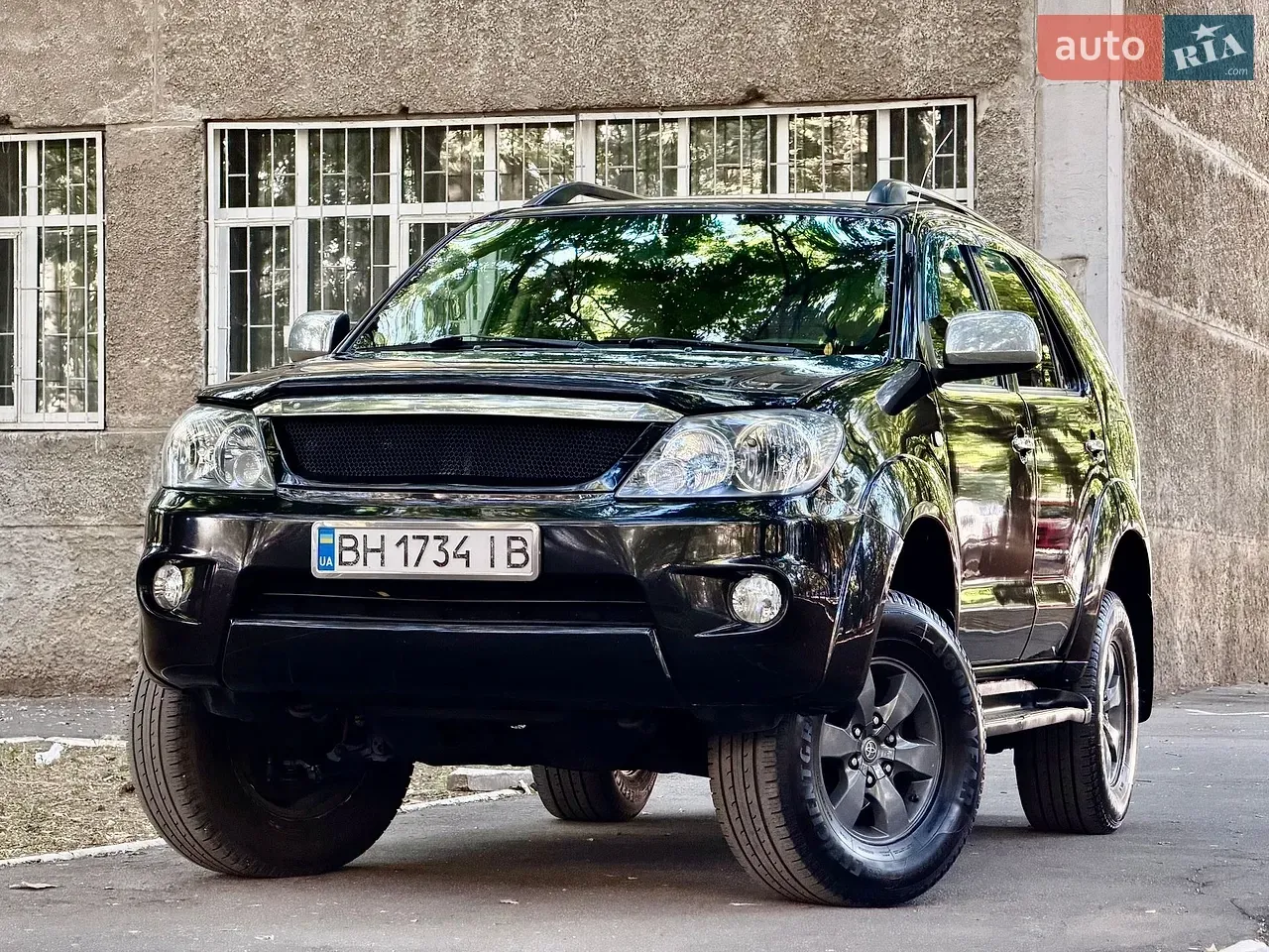 Toyota Fortuner 2006 photo 3