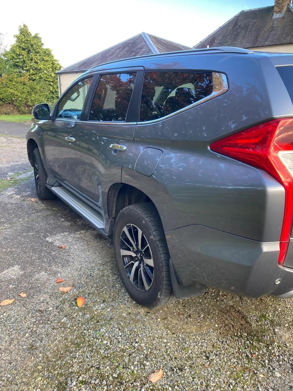 Mitsubishi Shogun 2021 photo 2