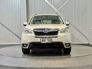 Subaru Forester 2015 photo 3