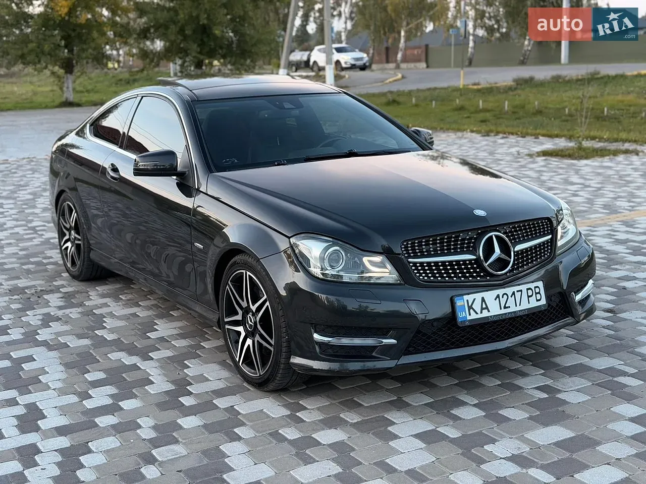 Mercedes-Benz C-Class 2012 photo 3