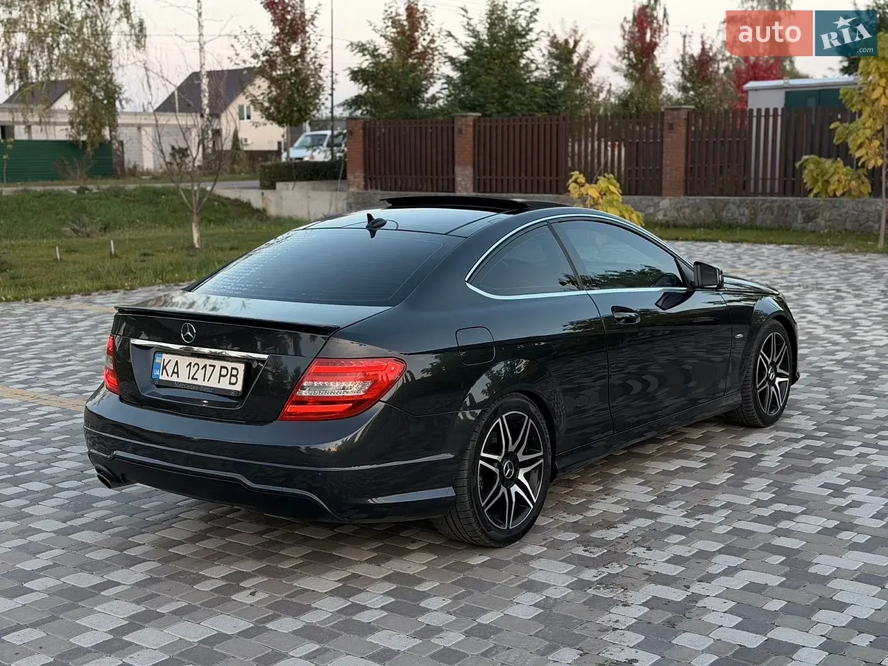 Mercedes-Benz C-Class 2012 photo 5