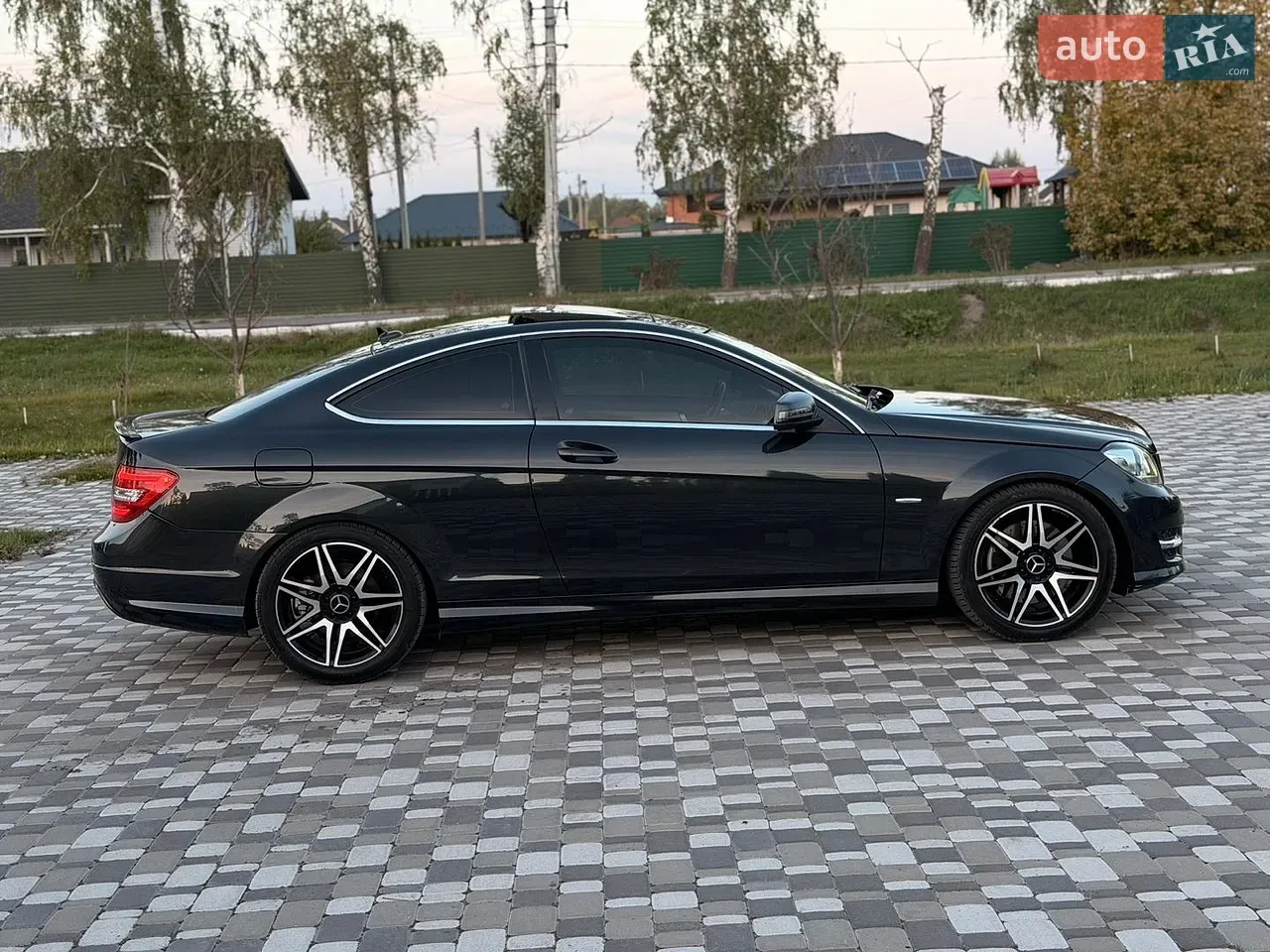 Mercedes-Benz C-Class 2012 photo 4