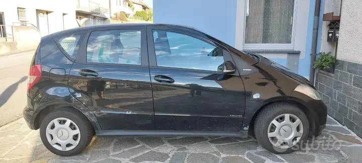 Mercedes-Benz A160