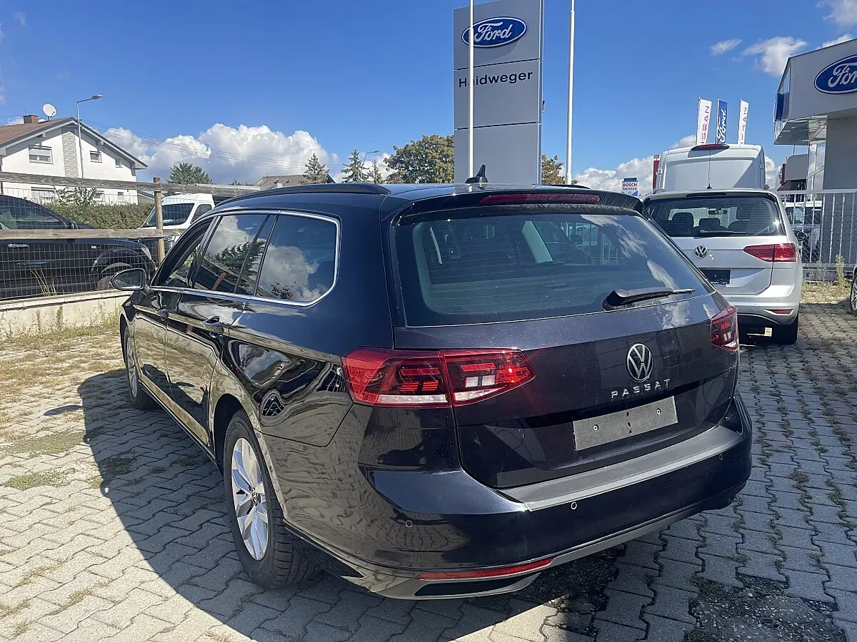 Volkswagen Passat 2021 photo 3