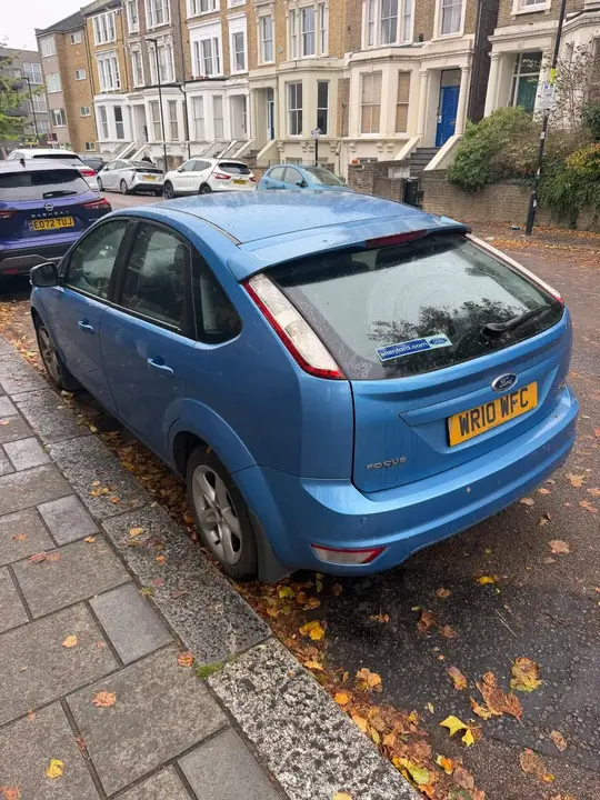 Ford Focus 2010 photo 4