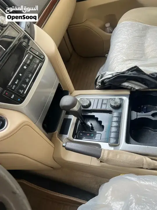 Toyota Land Cruiser 2017 photo 3
